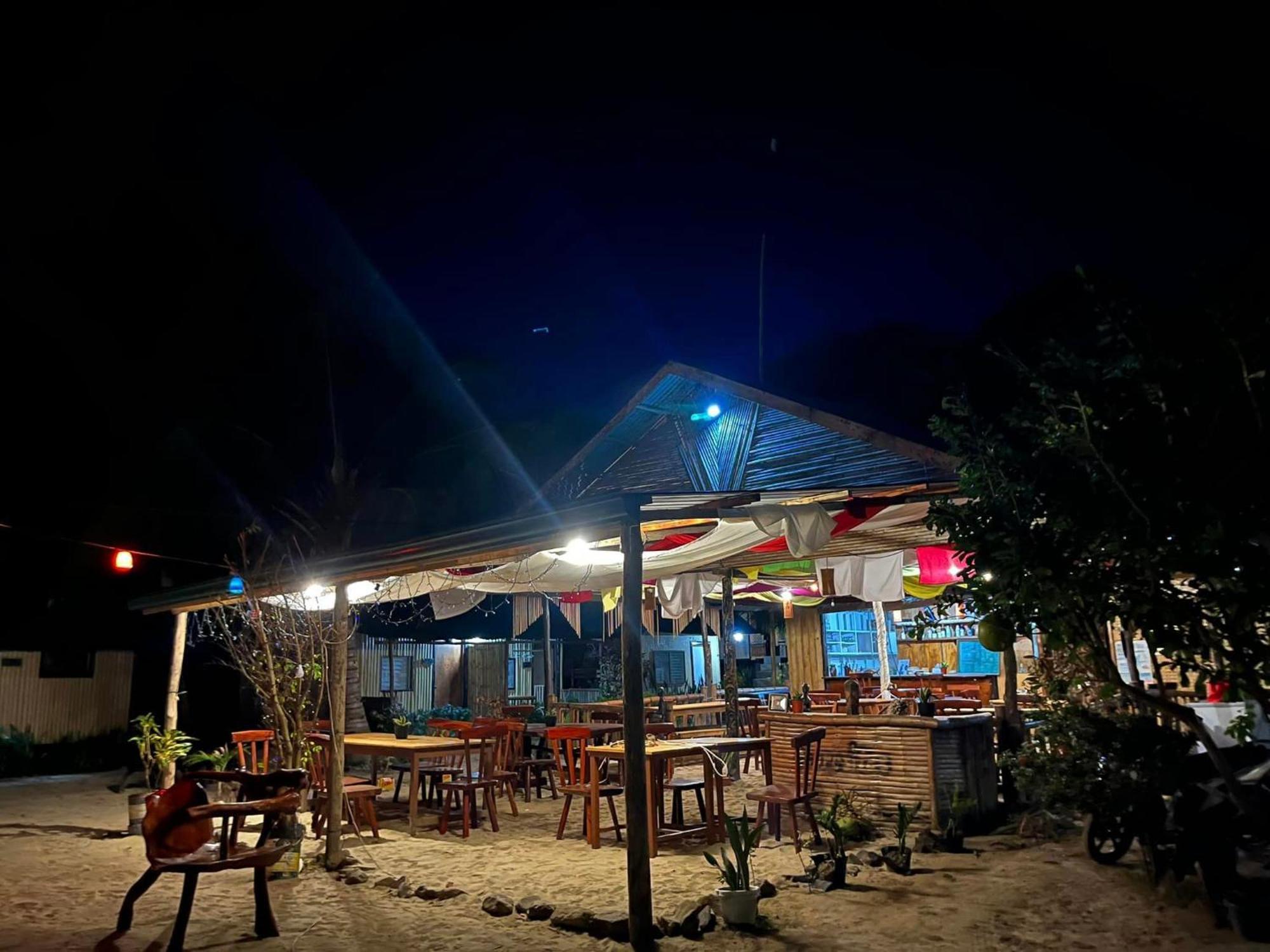 אל נידו Floresitas Beach Resort מראה חיצוני תמונה