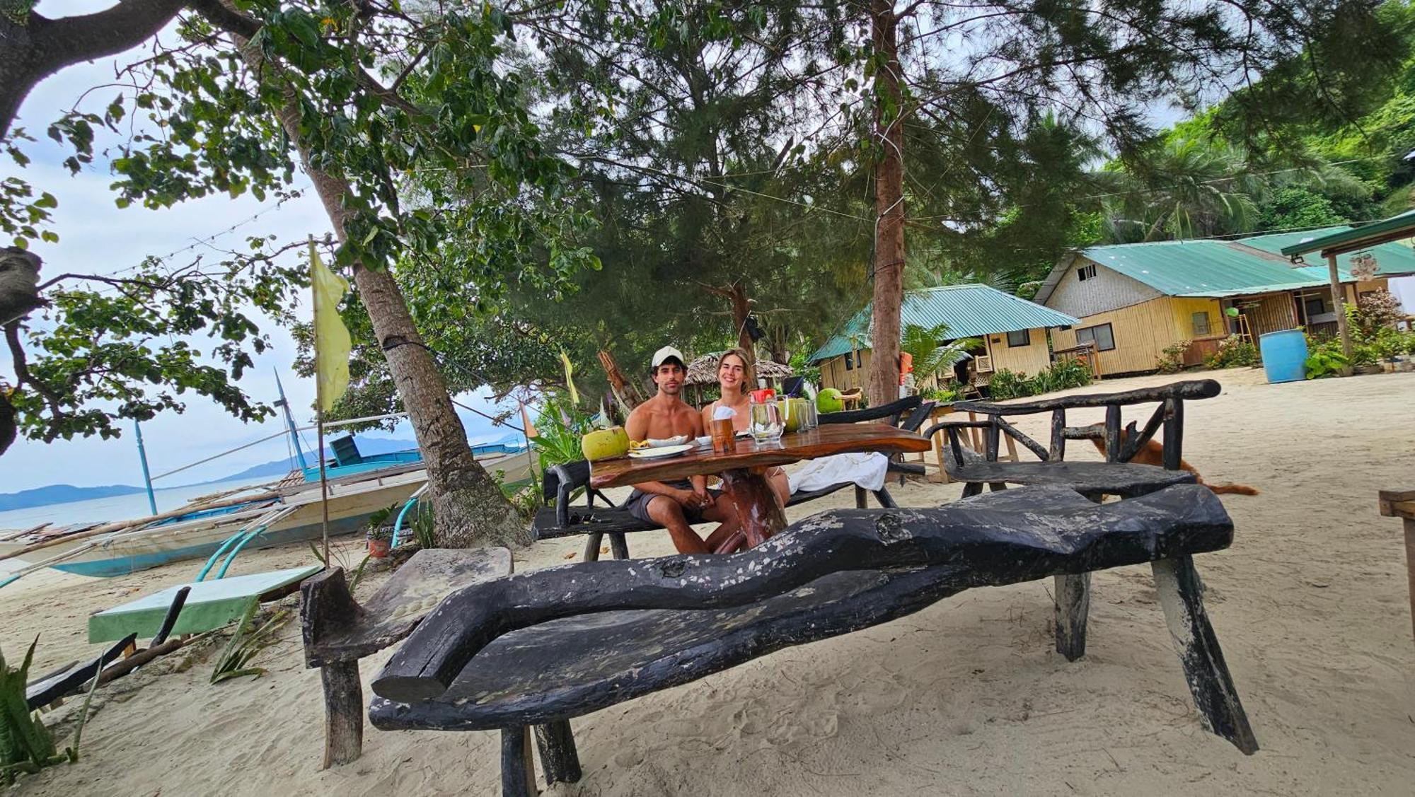 אל נידו Floresitas Beach Resort מראה חיצוני תמונה